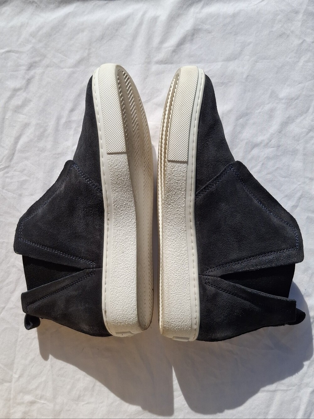 Miz Mooz Black Suede Laurent Sneaker Hybrid Chelsea Boots Size 38 Euro 7.5 US - Picture 3 of 10